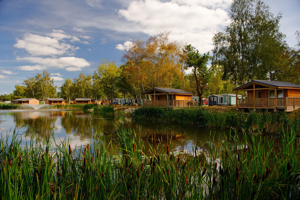 Le Village Du Lac Caravan Park Bruges Exterior foto